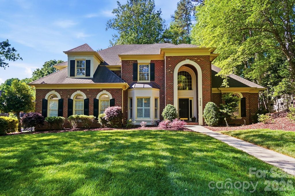 7436 Newmans Ridge Court, Charlotte, NC 28270