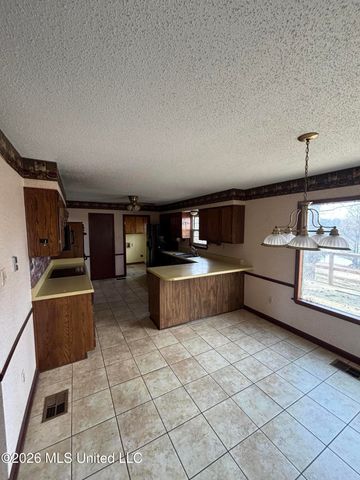 8811 Cypress Cove, Southaven, MS 38671