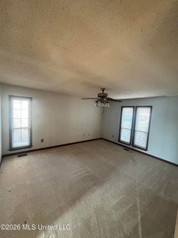 8811 Cypress Cove, Southaven, MS 38671