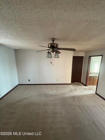 8811 Cypress Cove, Southaven, MS 38671