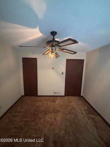 8811 Cypress Cove, Southaven, MS 38671