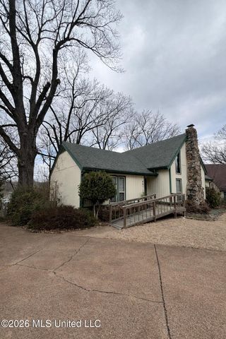 8811 Cypress Cove, Southaven, MS 38671