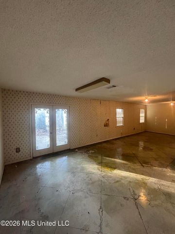 8811 Cypress Cove, Southaven, MS 38671