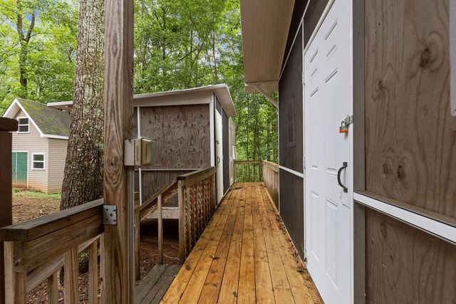 267 Pointe Willow Dr Drive, Cleveland, GA 30528