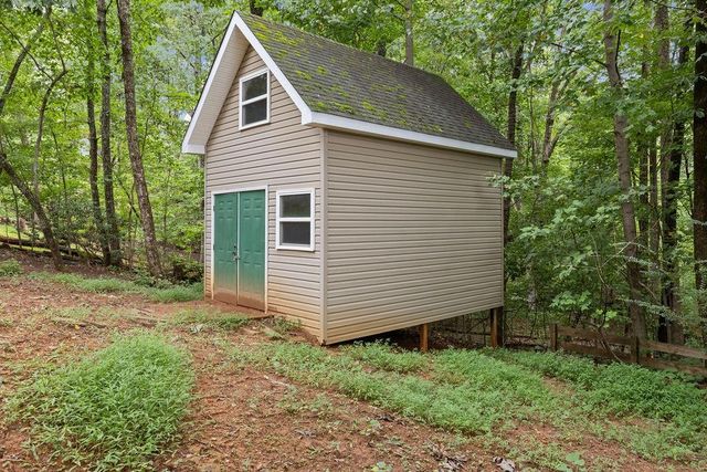 267 Pointe Willow Dr Drive, Cleveland, GA 30528