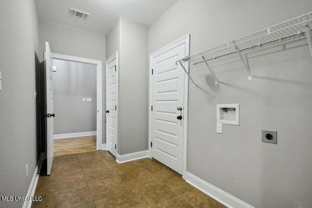 14900 Audubon Lake Boulevard, Gulfport, MS 39503