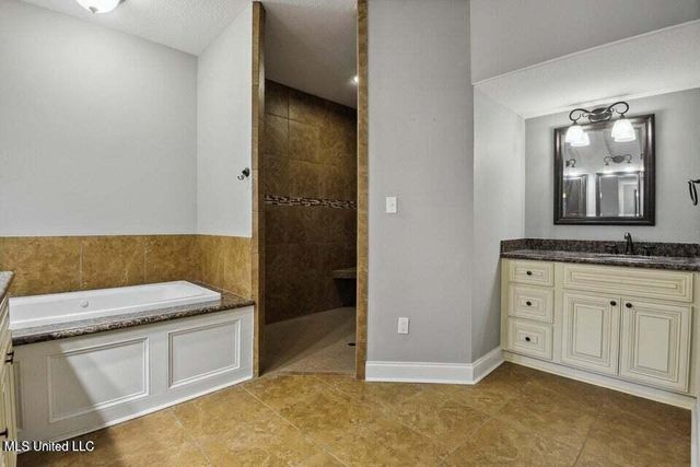 14900 Audubon Lake Boulevard, Gulfport, MS 39503