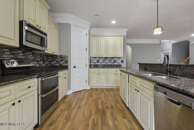 14900 Audubon Lake Boulevard, Gulfport, MS 39503