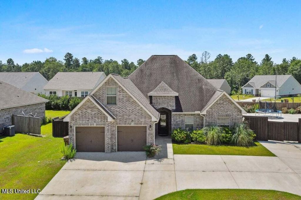 14900 Audubon Lake Boulevard, Gulfport, MS 39503