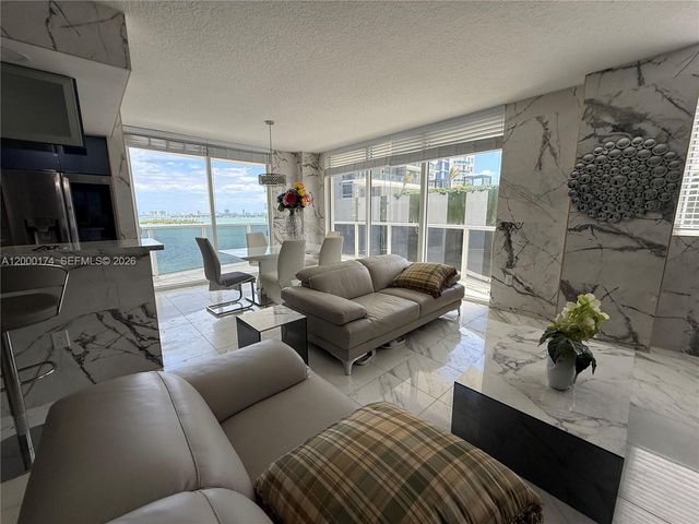 601 NE 23rd St 903, Miami, FL 33137