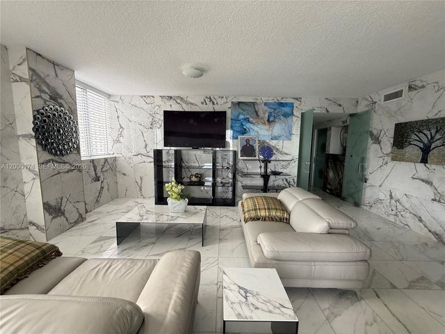 601 NE 23rd St 903, Miami, FL 33137