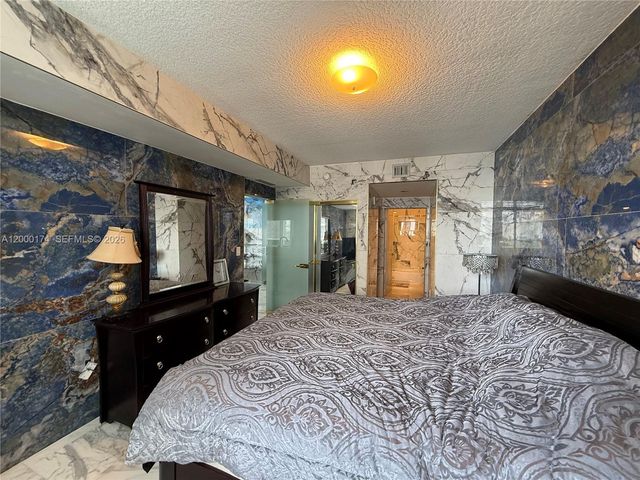 601 NE 23rd St 903, Miami, FL 33137