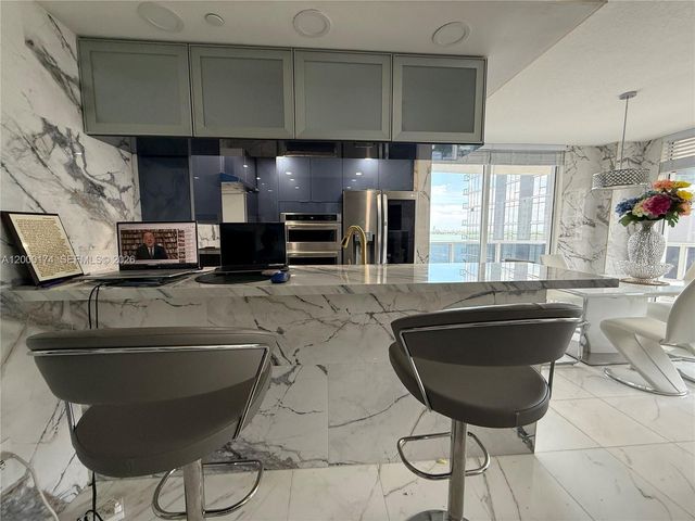 601 NE 23rd St 903, Miami, FL 33137