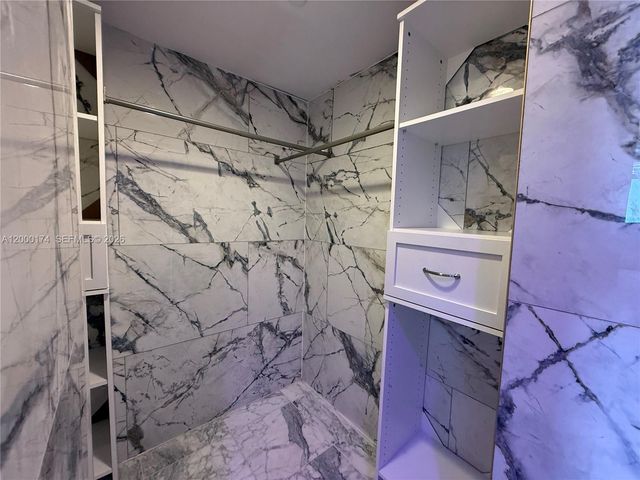 601 NE 23rd St 903, Miami, FL 33137