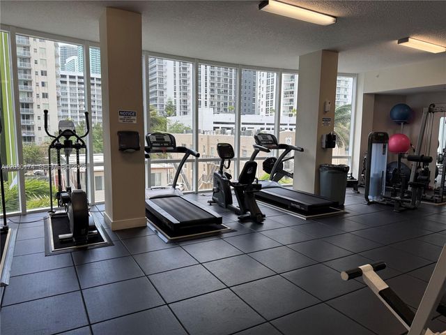 601 NE 23rd St 903, Miami, FL 33137