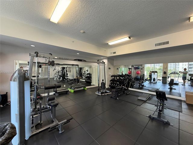 601 NE 23rd St 903, Miami, FL 33137