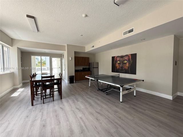 601 NE 23rd St 903, Miami, FL 33137