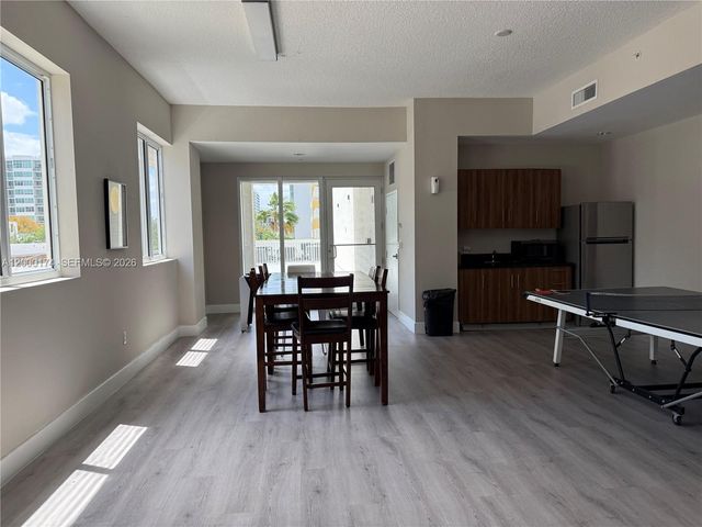 601 NE 23rd St 903, Miami, FL 33137