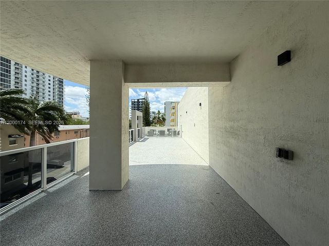 601 NE 23rd St 903, Miami, FL 33137