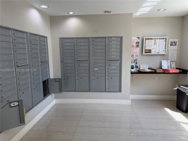 601 NE 23rd St 903, Miami, FL 33137