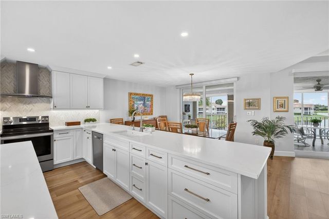 3615 HALDEMAN CREEK DR 204, Naples, FL 34112