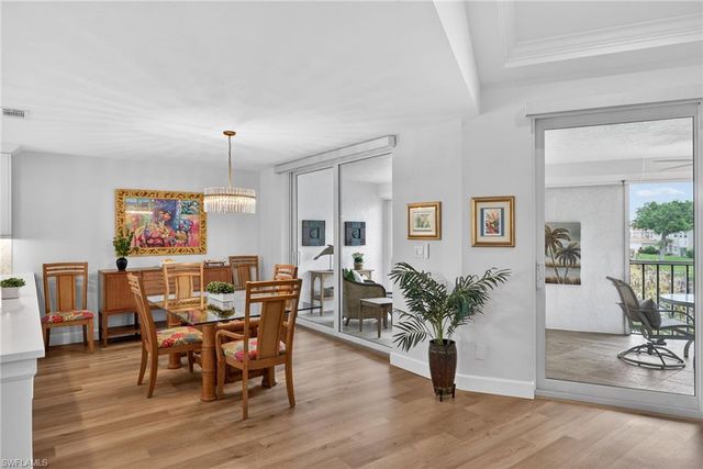 3615 HALDEMAN CREEK DR 204, Naples, FL 34112