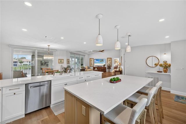 3615 HALDEMAN CREEK DR 204, Naples, FL 34112