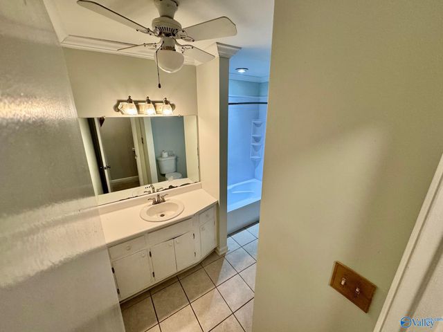 2514 Willena Drive SE, Huntsville, AL 35803