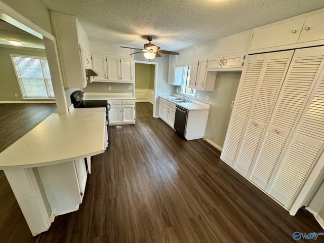 2514 Willena Drive SE, Huntsville, AL 35803