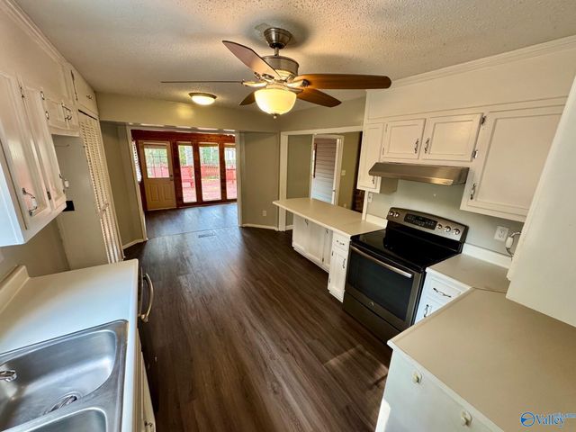 2514 Willena Drive SE, Huntsville, AL 35803