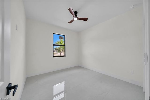 711 Gleason PKWY, Cape Coral, FL 33914