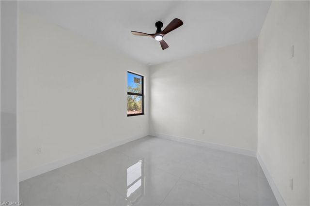 711 Gleason PKWY, Cape Coral, FL 33914