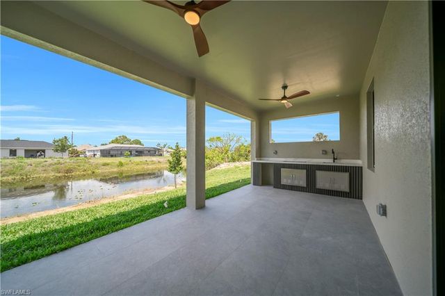 711 Gleason PKWY, Cape Coral, FL 33914