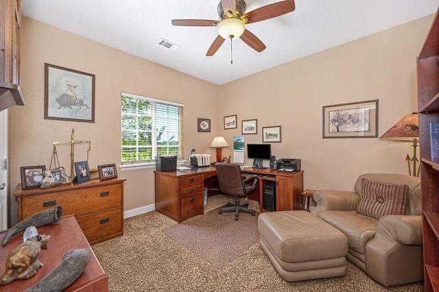 7505 Wise Rd, Auburn, CA 95603