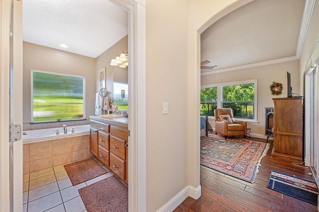 7505 Wise Rd, Auburn, CA 95603