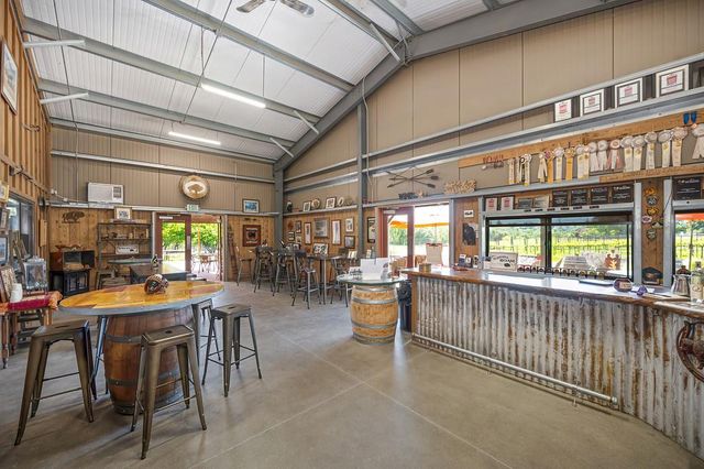 7505 Wise Rd, Auburn, CA 95603