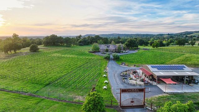 7505 Wise Rd, Auburn, CA 95603