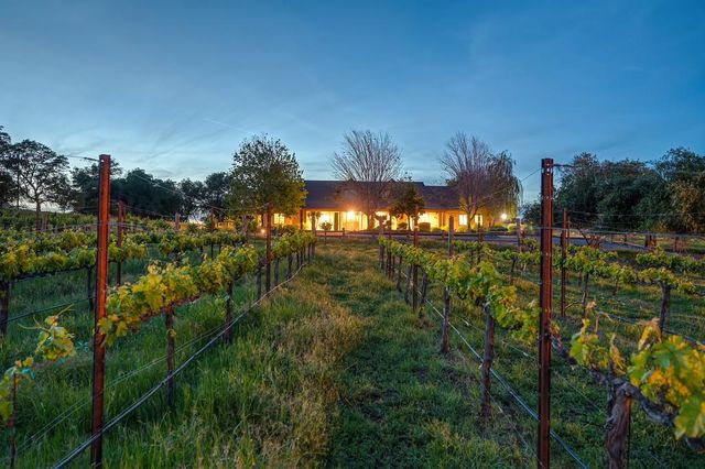 7505 Wise Rd, Auburn, CA 95603