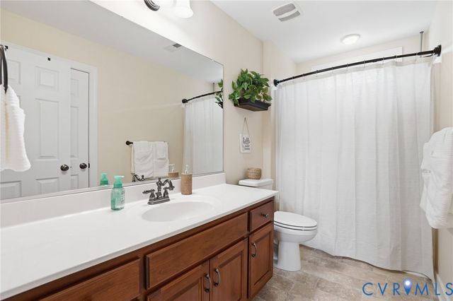 7340 McClellan Rd, Mechanicsville, VA 23111