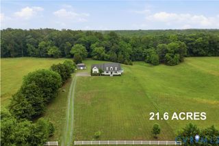 7340 McClellan Rd, Mechanicsville, VA 23111