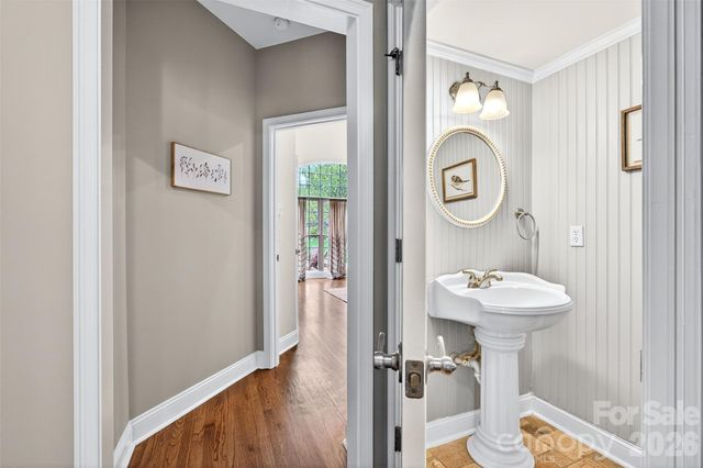 717 Black Wolf Run, Spartanburg, SC 29306