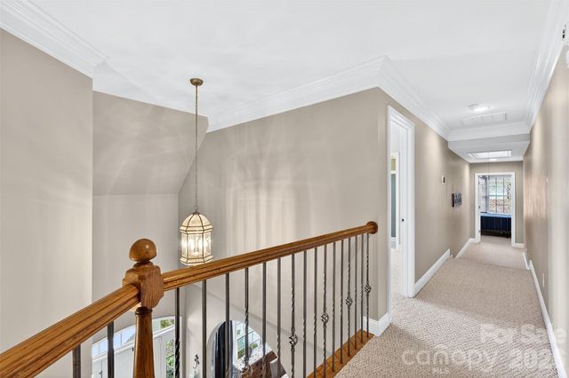 717 Black Wolf Run, Spartanburg, SC 29306