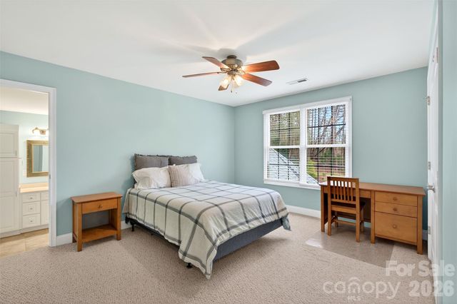 717 Black Wolf Run, Spartanburg, SC 29306