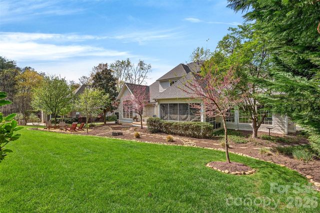 717 Black Wolf Run, Spartanburg, SC 29306