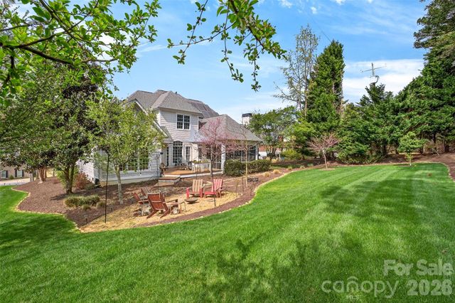 717 Black Wolf Run, Spartanburg, SC 29306