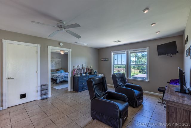 11787 S 4243 Road, Chelsea, OK 74016