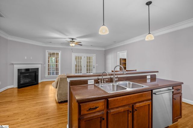 9 Randy Drive, Taylors, SC 29687