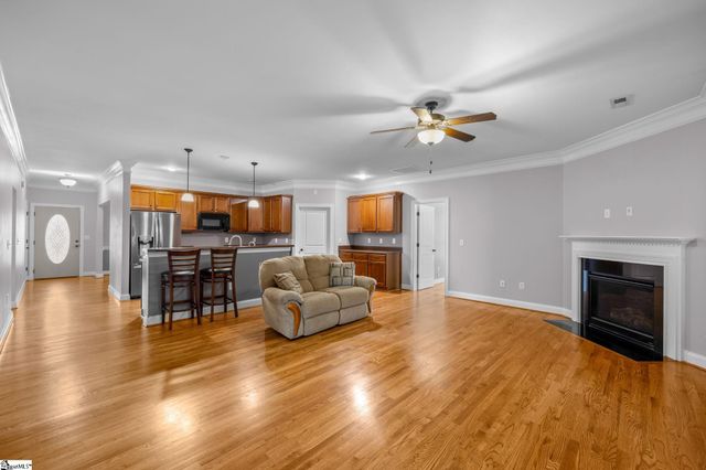 9 Randy Drive, Taylors, SC 29687