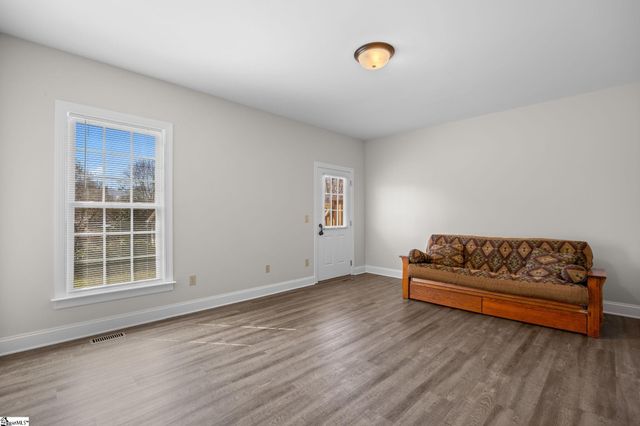 9 Randy Drive, Taylors, SC 29687