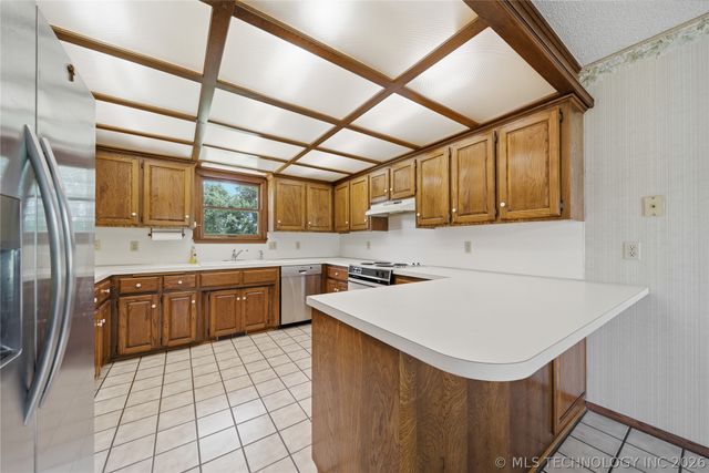17255 E 79th Street North, Owasso, OK 74055